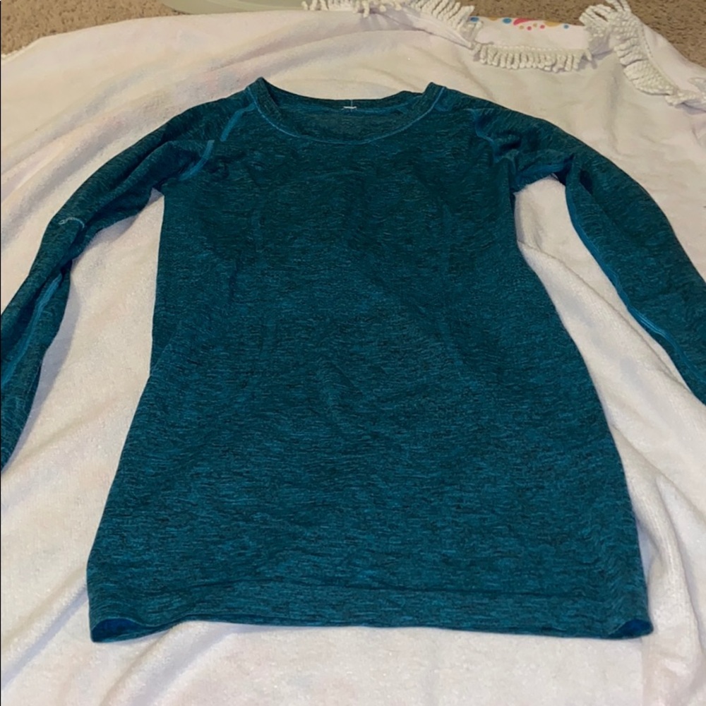 LULULEMON LONG SLEEVE
